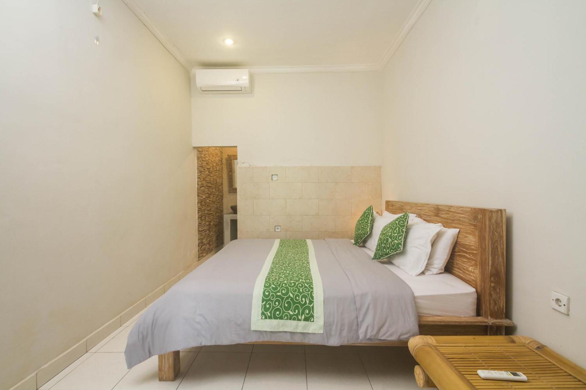 Parthi Puri Guest house