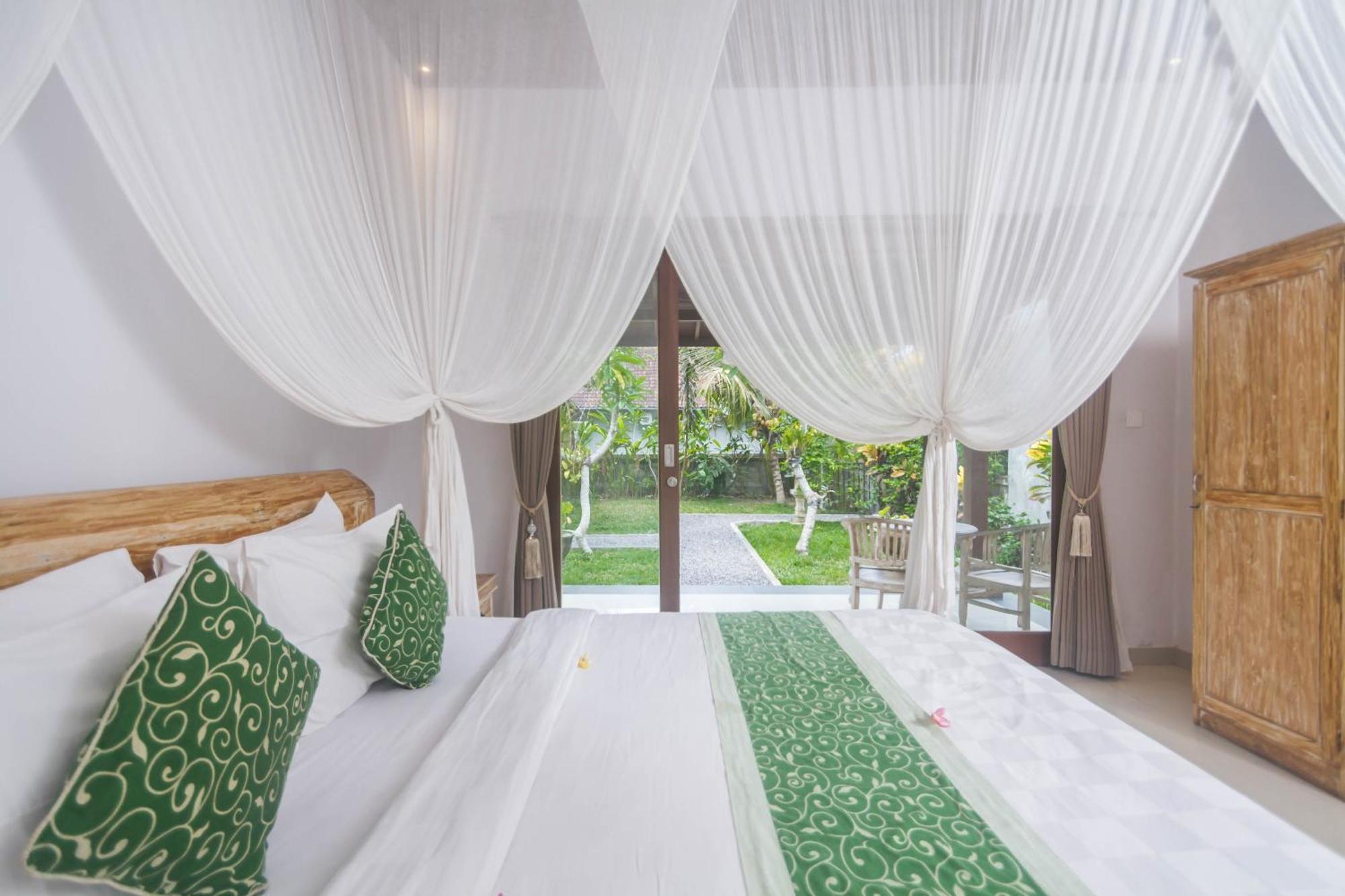 Parthi Puri Guest house